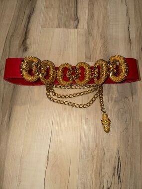 Vtg The Icing Red Genuine Leather Wide Belt With Goldtone Chunky Detail, Sz M